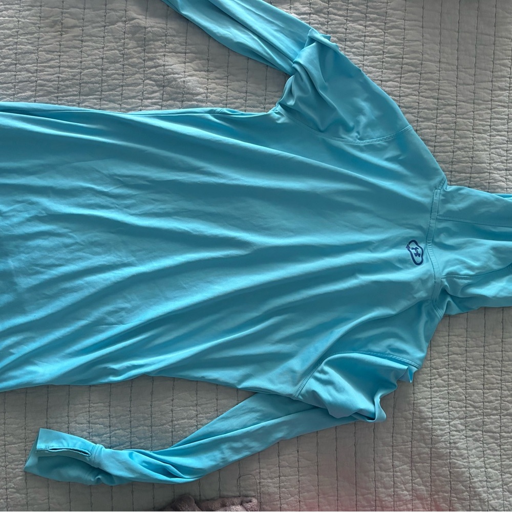 GUC Under armour women’s med workout top